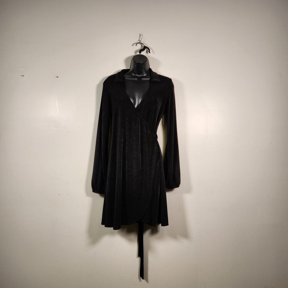 WILD FABLE Faux Wrap Mini Dress Womens S Black Slinky Knit LS Retro 70s Inspired